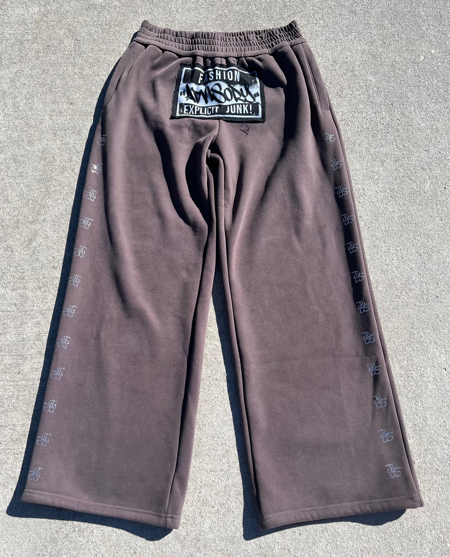 Fashion Advisory Sweat Pants